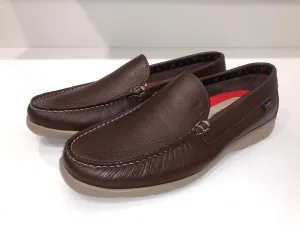 18001 BROWN