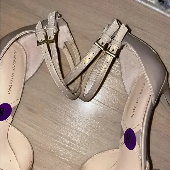 Adrienne Vittadini Women's Ivory Patent Leather Strappy Heels Size 8.5M