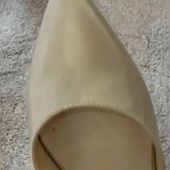 Adrienne Vittadini Women's Ivory Patent Leather Strappy Heels Size 8.5M