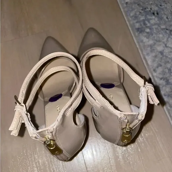 Adrienne Vittadini Women's Ivory Patent Leather Strappy Heels Size 8.5M