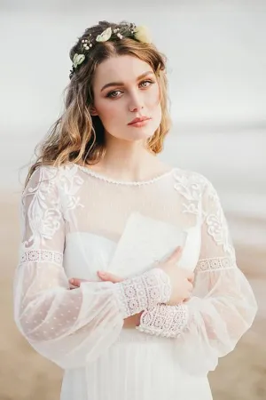 Beautiful A Line Bateau Sweep Train Long Sleeves Romantic Tulle Beach Bridal Gown Wedding Dresses OHD156