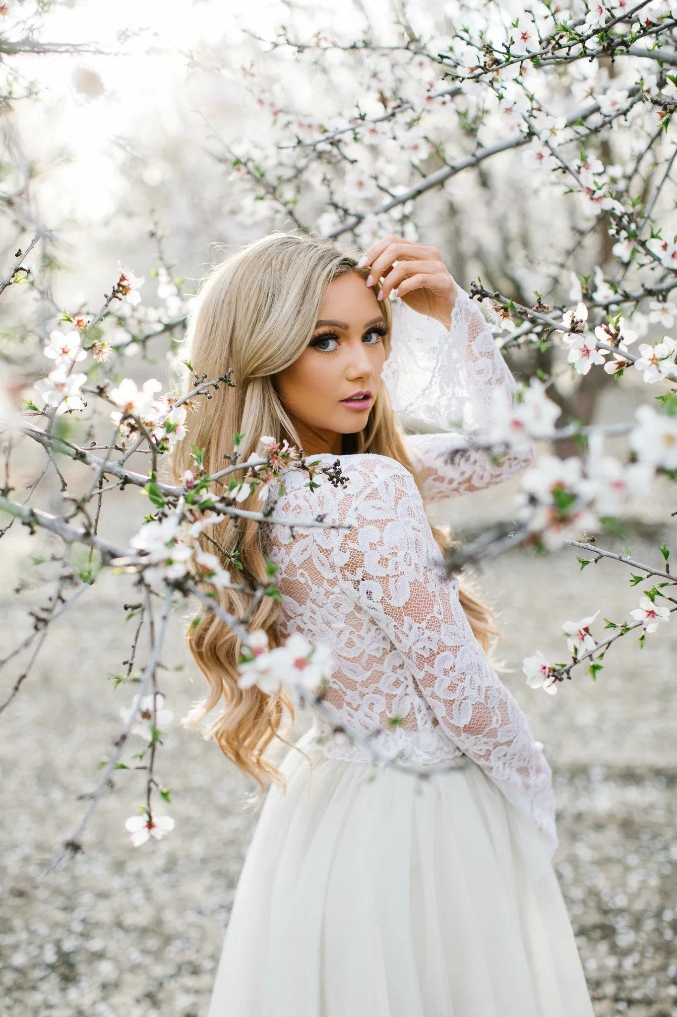 Beautiful Two Piece Homecoming Dresses Lace Appliques Long Sleeves Homecoming Party Dress OHM103
