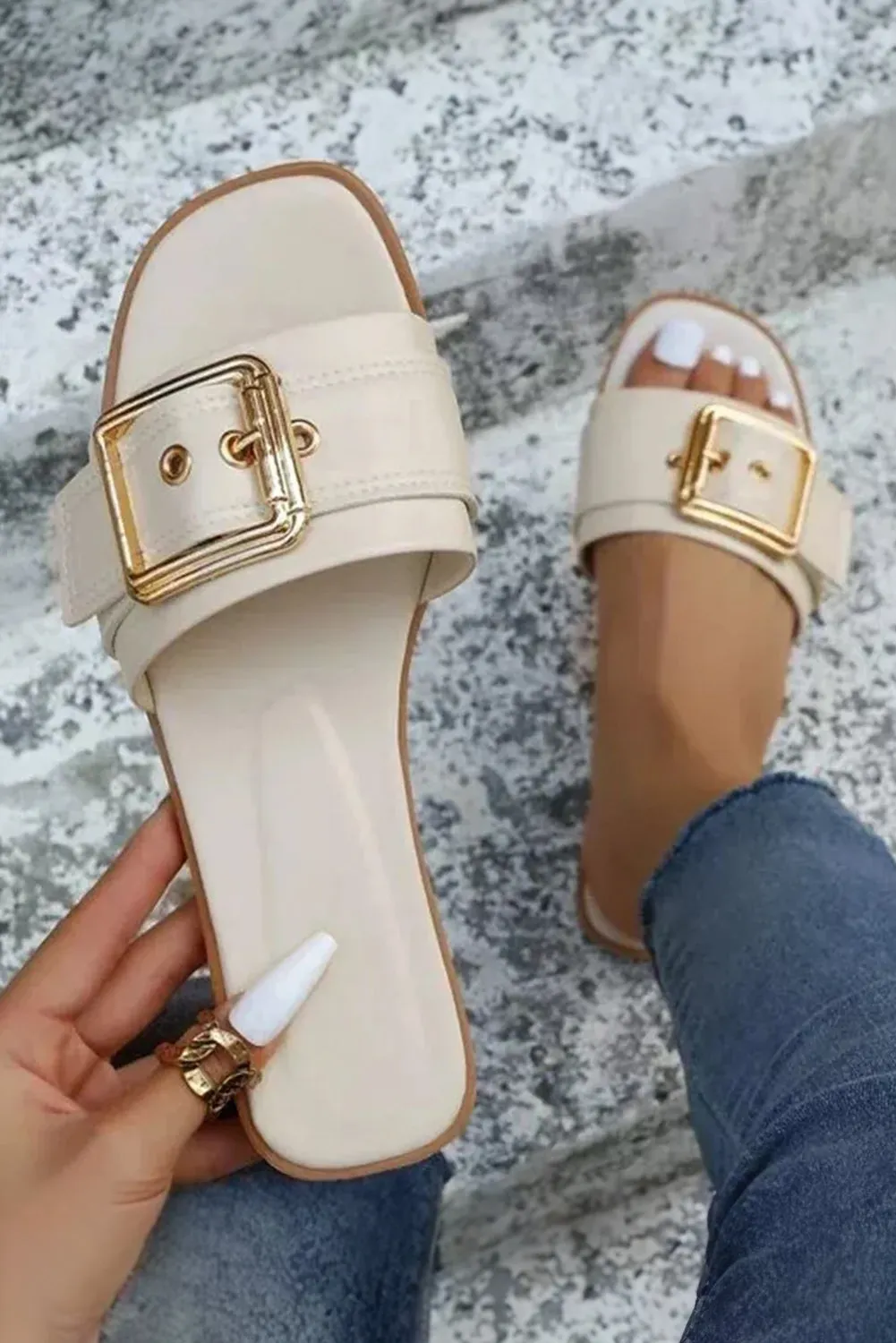 Buckle Decor PU Leather Flat Sandal