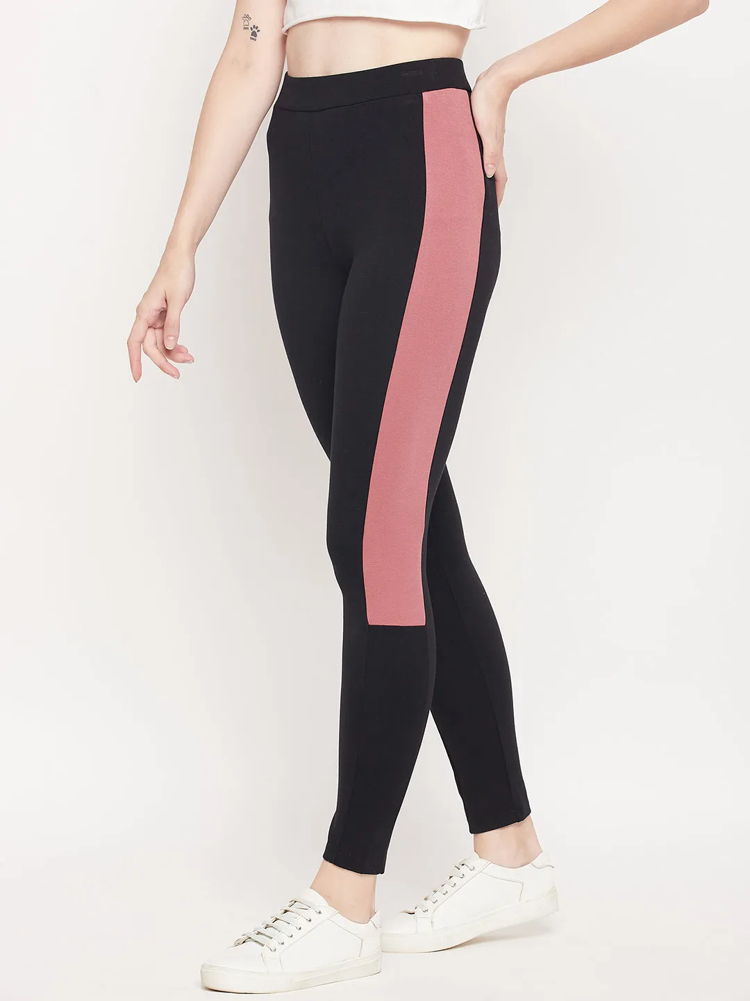 Camla Barcelona Pink Strap Black Jeggings