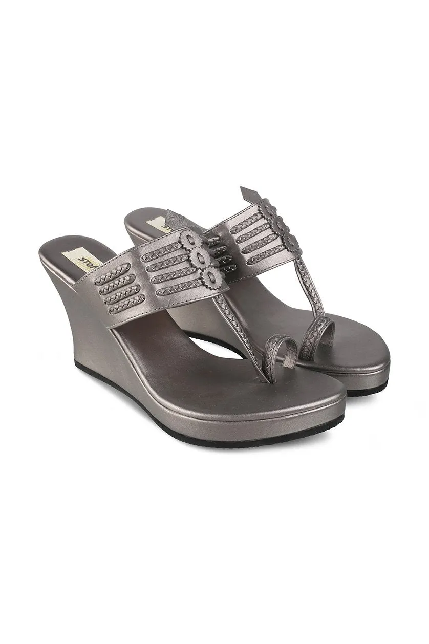 Classic High K Wedge Dark Grey