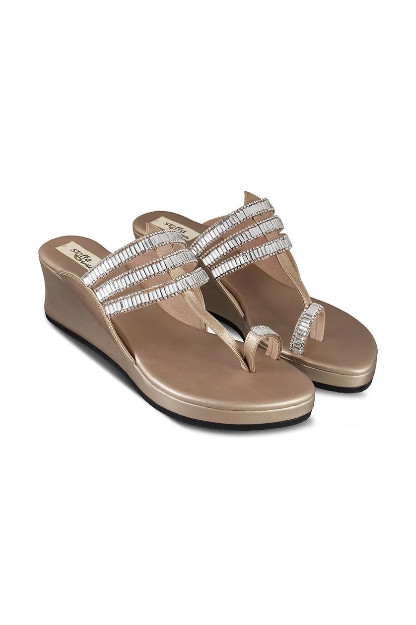 Crystal low K Wedge Champagne