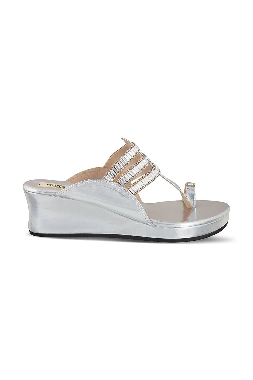 Crystal low K Wedge Champagne