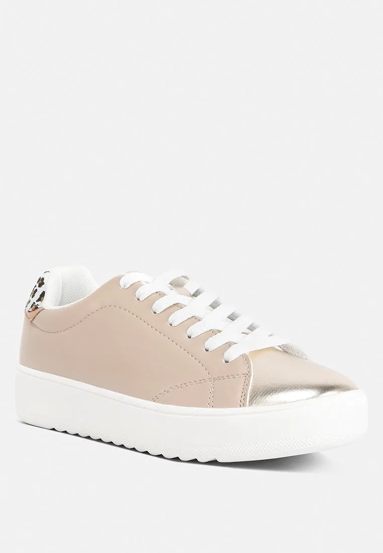 Dory Metallic Accent Sneakers By Ruw