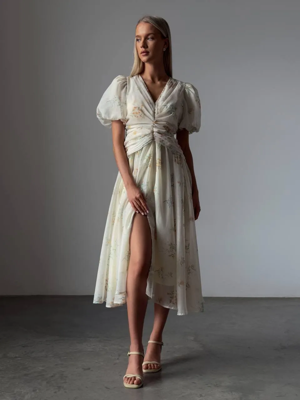 Elegant Floral Midi Dress