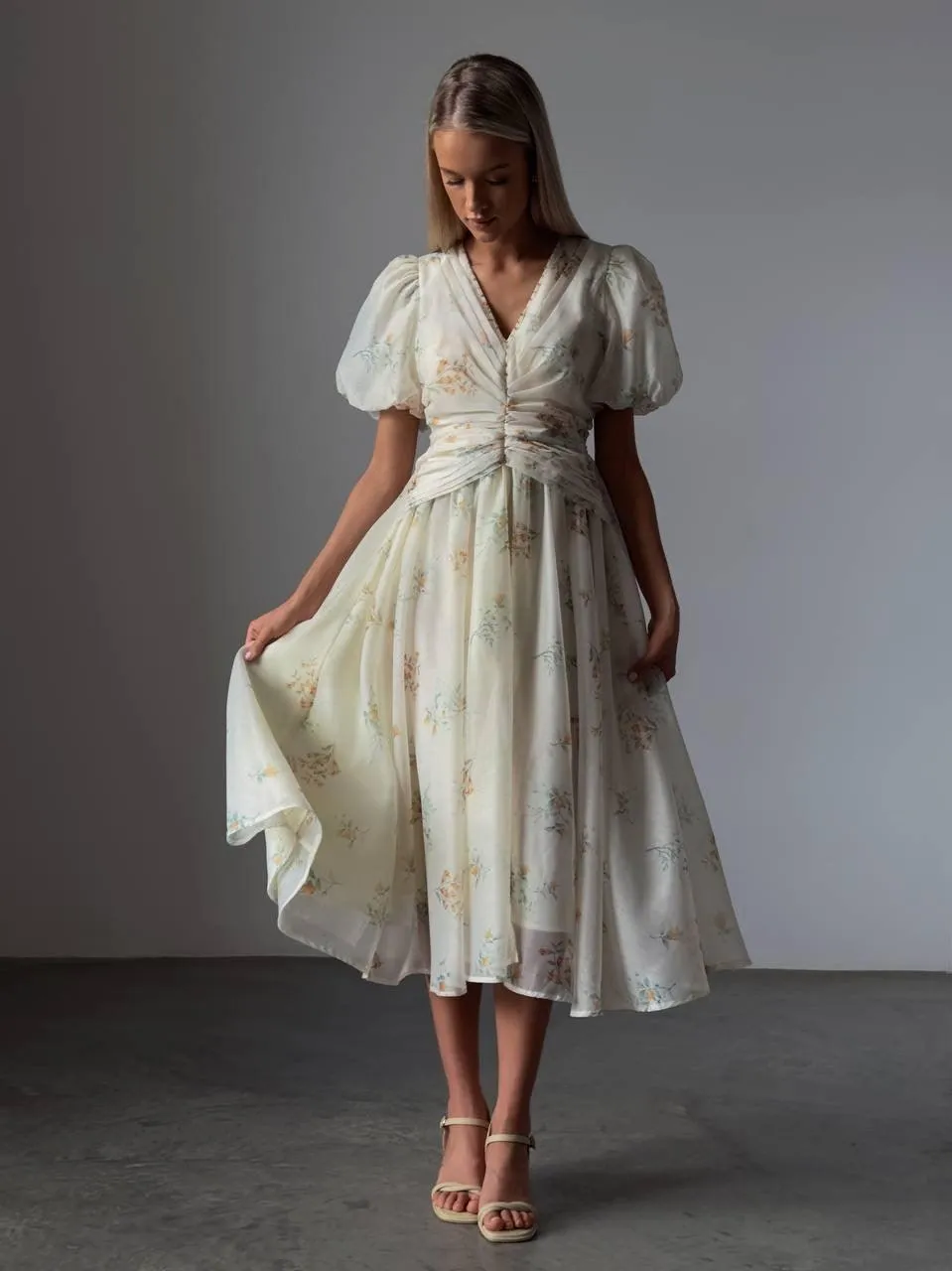 Elegant Floral Midi Dress