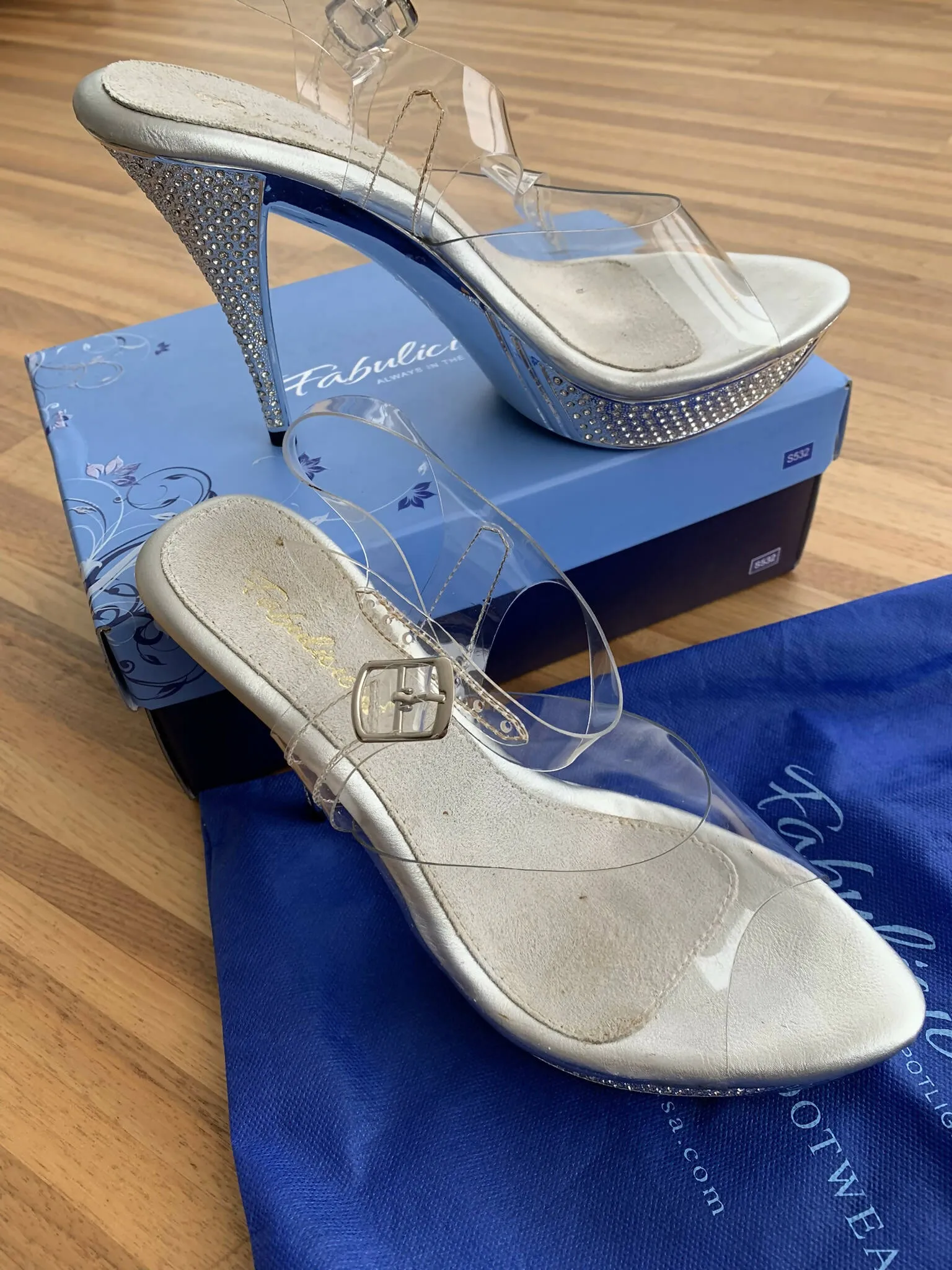 Fabulicious Heels Gr. 40