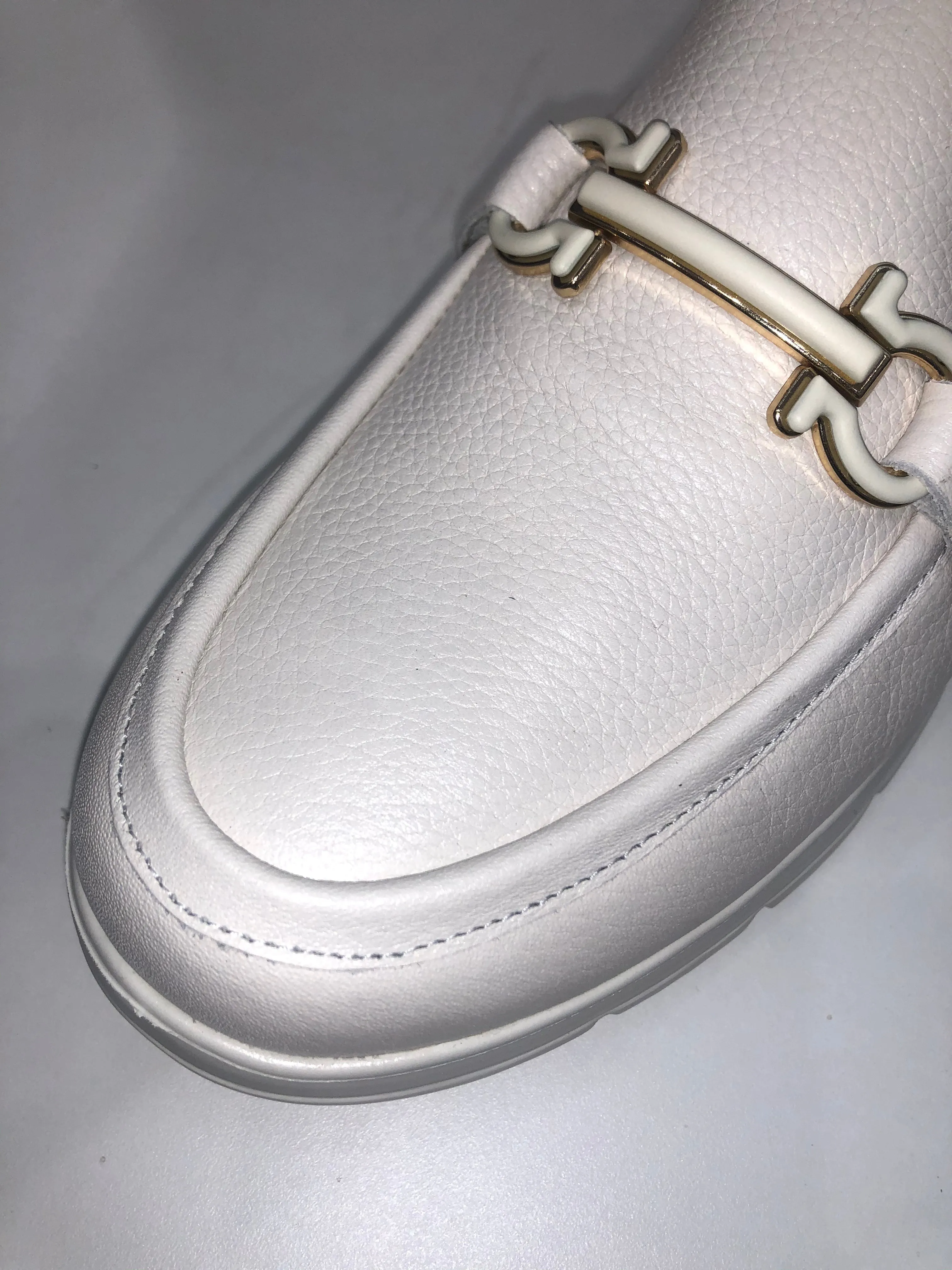 GLADIS RAW WHITE