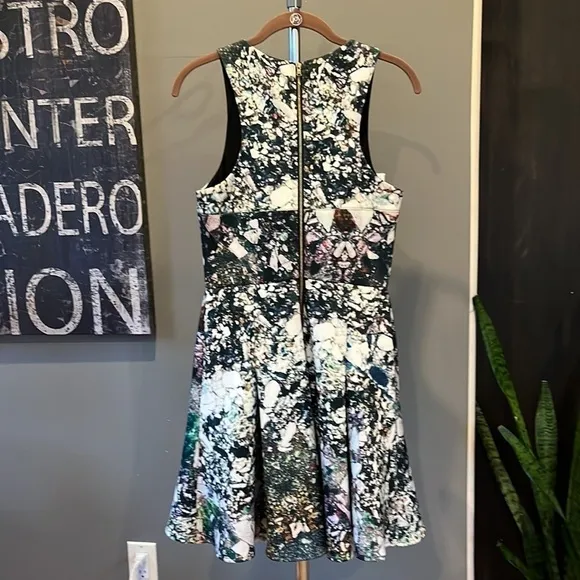 🍕Hunter Bell Porter Cocktail skater fit and flare Dress scuba
