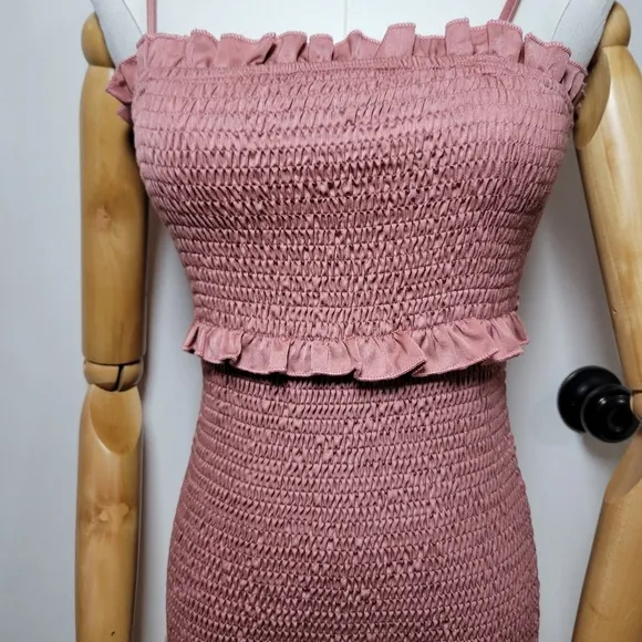 Mable Mauve Smocked Satin Maternity Valentine's Dress Size Medium