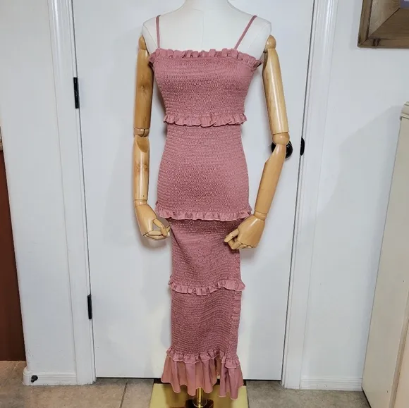 Mable Mauve Smocked Satin Maternity Valentine's Dress Size Medium