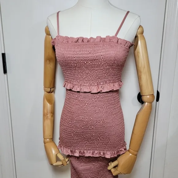 Mable Mauve Smocked Satin Maternity Valentine's Dress Size Medium
