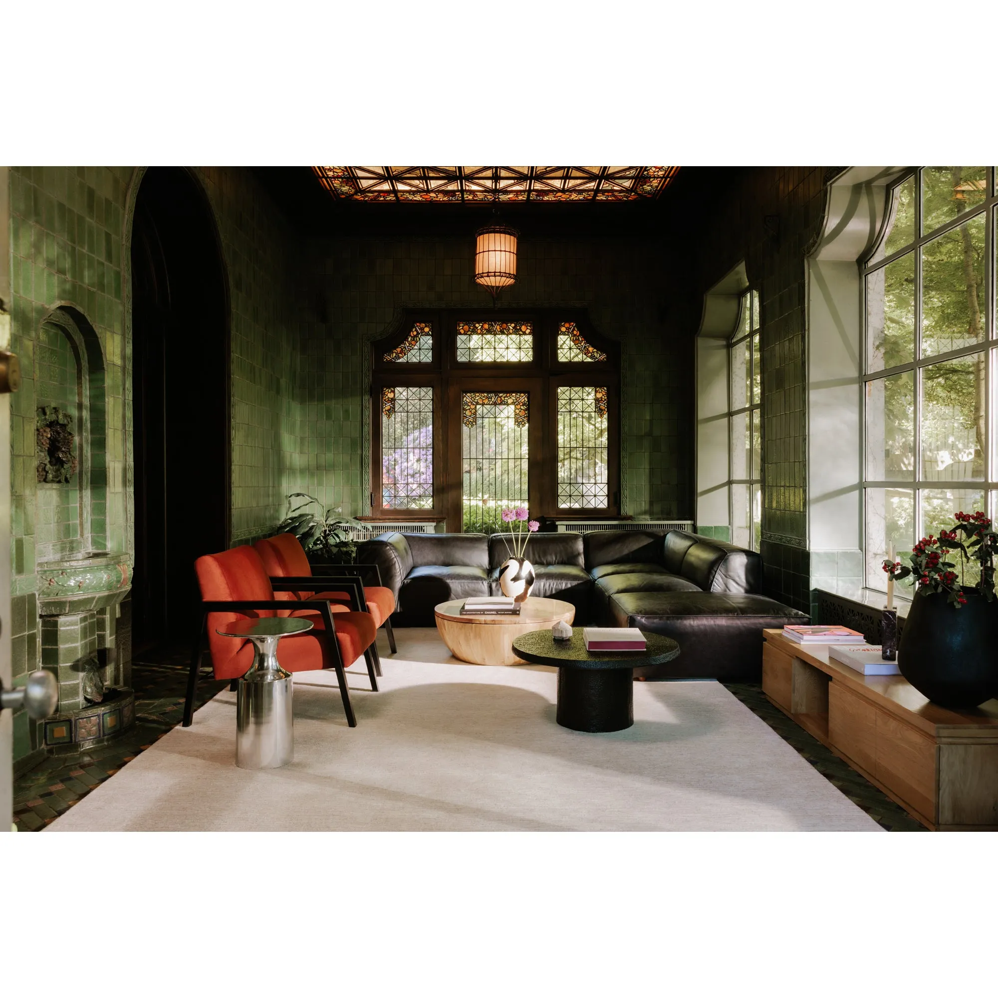 Modern Adaptive Lounger Set