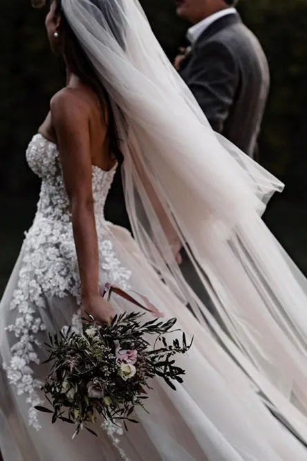 Modest Sweetheart Court Train Sleeveless Tulle Wedding Dress with Appliques OHD118