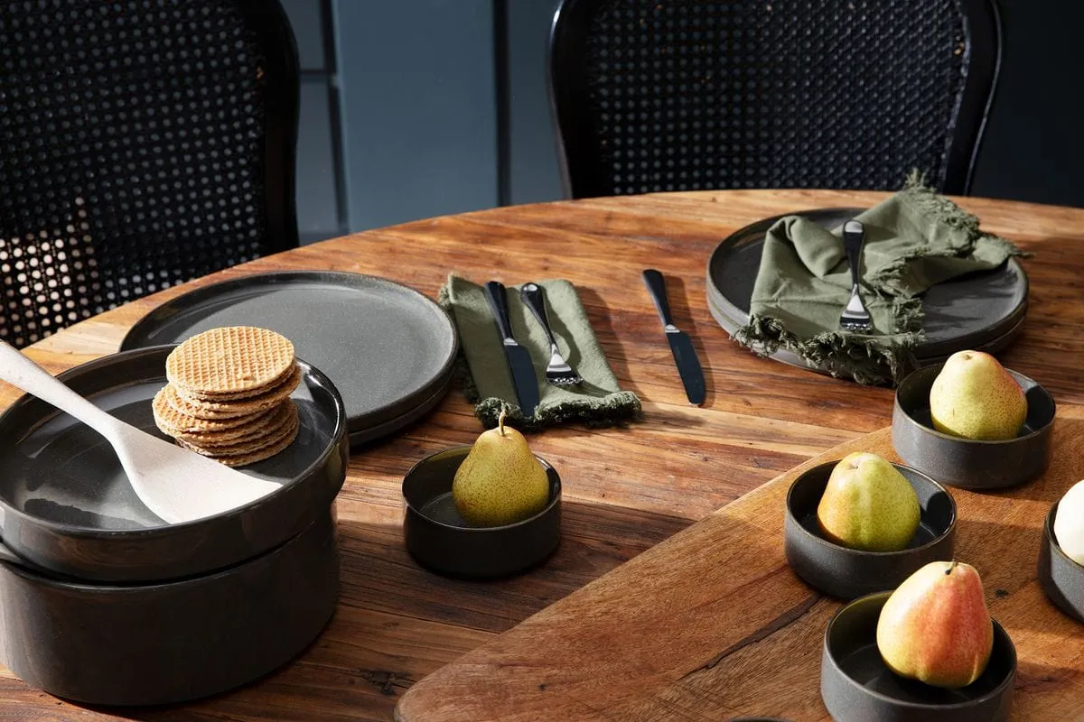 Omada Flat Stackable Dinner Plate Grey OM-0000057