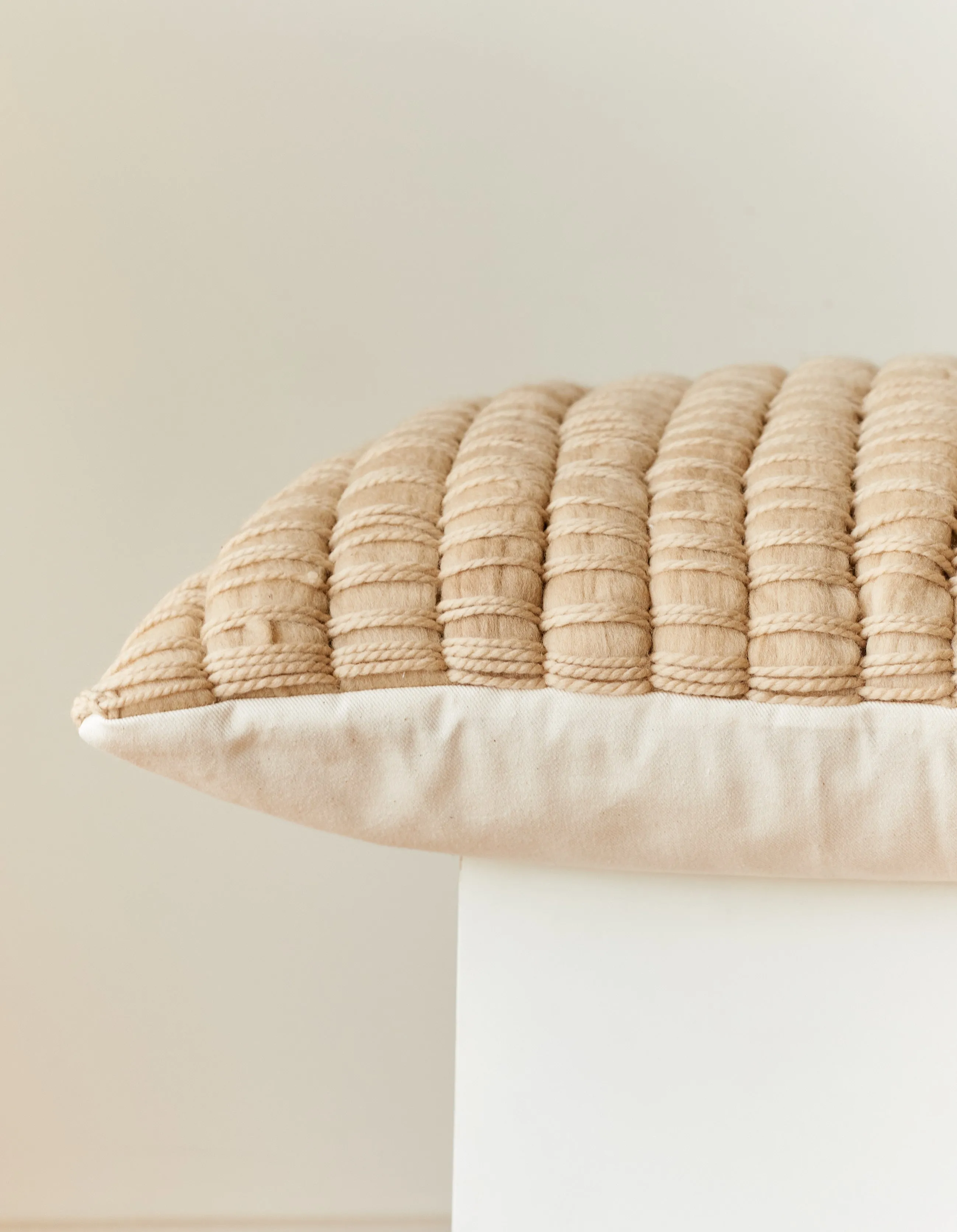 Pillow Cover Raw Wool Textured in Beige Osmio 20x20