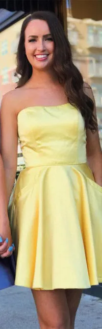 Simple Strapless Red Sleeveless Short Prom Homecoming Dress with Pockets OHC042
