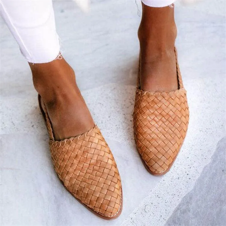 Thalia - Handcrafted Moccasins