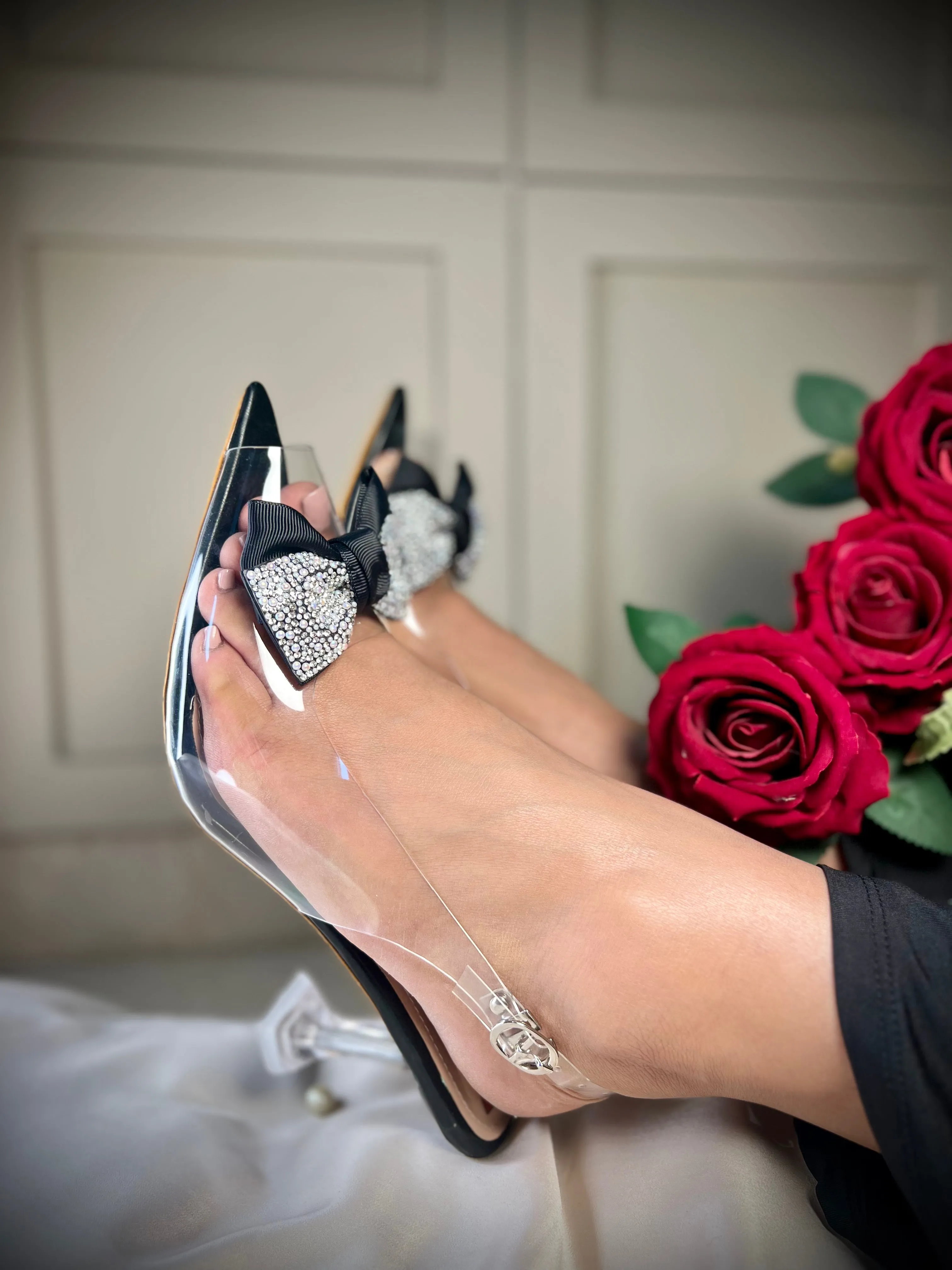 Transparent Black Pumps